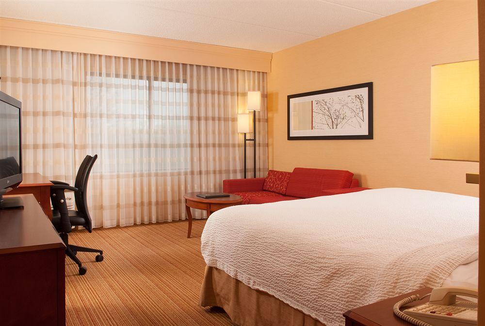 Courtyard By Marriott Charlotte Gastonia Hotel Exterior foto